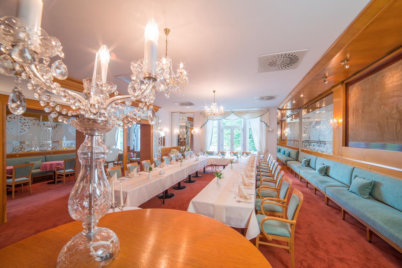 Hotel Three Lilies Inkl Aquaforum Františkovy Lázně Exteriör bild